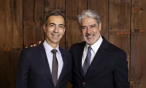 William Bonner se despede do Jornal Nacional; César Tralli assume