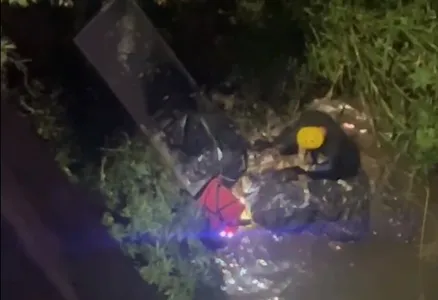 Cadáver foi retirado com apoio do Corpo de Bombeiros