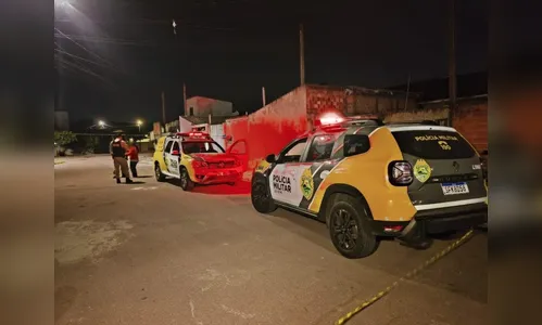 Assassinos invadem quarto, matam jovem e ameaçam mãe da vítima