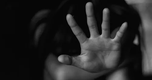 Crianças são resgatadas de casa em condições insalubres em Apucarana