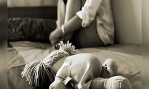 Homem estupra filha e neta: ele colocava a criança em máquina de lavar