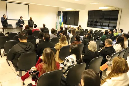 Excesso de atestados médicos preocupa autoridades em Arapongas