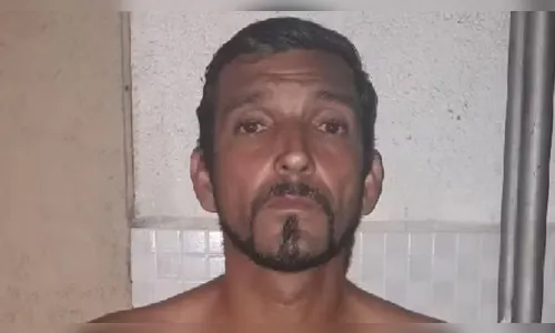Adolescente mata morador de rua com 50 facadas e posta vídeo nas redes