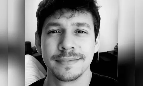 Motociclista morre esmagado por caminhão ao passar por ‘corredor’