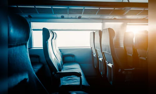 Jovem é abusada enquanto dormia durante viagem de ônibus