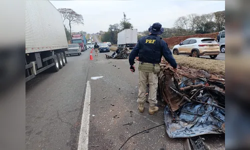 Acidente na BR-376 deixa três gravemente feridos em tripla colisão