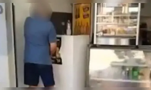 Idoso é suspeito de se masturbar em lanchonete no PR