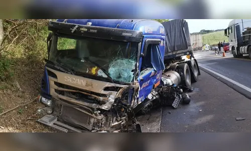 Colisão entre três veículos deixa um morto na BR-282