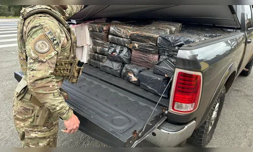 Após perseguição, PRF apreende mais de uma tonelada de maconha no PR