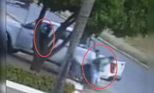 Ladrão é morto ao tentar assaltar coronel da PM no meio da rua