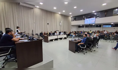 Câmara aprova PL que proíbe contratação de shows com apologia ao crime