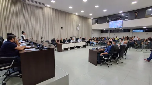 O projeto despertou discussões entre os vereadores na votação ontem e desde sua propositura, antes do recesso.