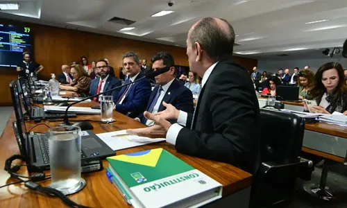 CCJ do Senado aprova voto impresso na reforma eleitoral; entenda