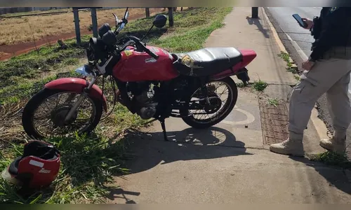 Motociclista de 26 anos colide contra Jeep em Apucarana