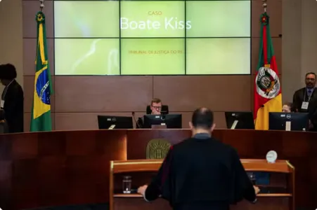 Os quatro condenados tiveram redução de pena.