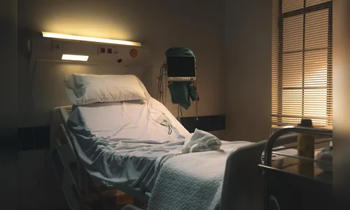 Paciente aproveita troca de plantão e foge do Hospital da Providência