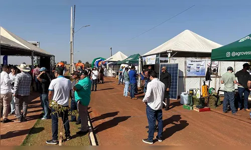 Prefeitura de Jardim Alegre realiza primeira feira Vale do Leite