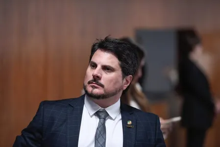Senador é investigado por tentar arquitetar um plano para anular a eleição presidencial de 2022