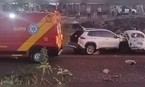 Três pessoas ficam feridas em grave acidente na PR-444 em Mandaguari