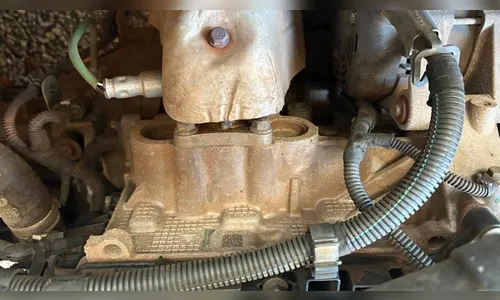 Veículo com motor de carro furtado é apreendido em Lidianópolis