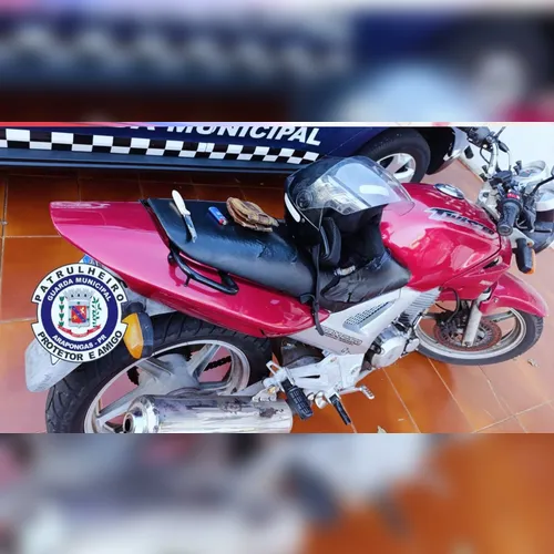 Homem furta moto usando faca de serra em Arapongas