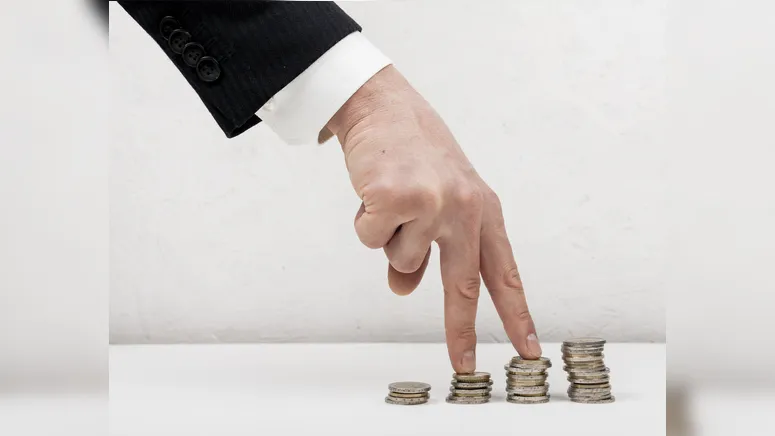 Como muitas pessoas dizem: “ela raleia, mas não acaba”