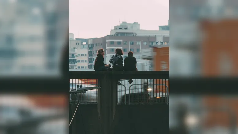 Não era bondade; era um teatro psicológico