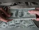 Dólar cai ao menor valor em 15 meses no Brasil e fecha a R$ 5,35