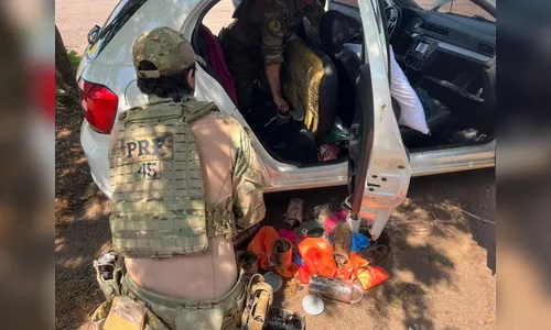 PRF encontra drogas escondidas no tanque de combustível de veículo