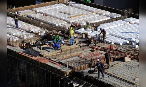 Procurando emprego? Paraná tem 22,8 mil vagas abertas