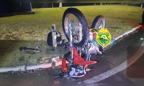 Motociclista fica ferido em colisão frontal na PR-090
