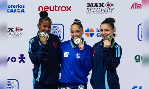 Paranaense Júlia Soares leva ouro no Brasileiro de Ginástica Artística