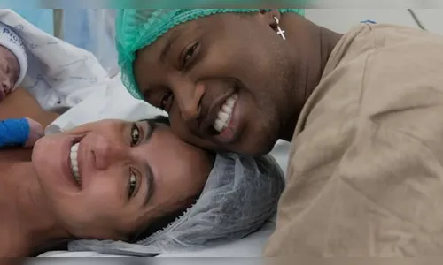 A família de Thiaguinho e Carol Peixinho está completa