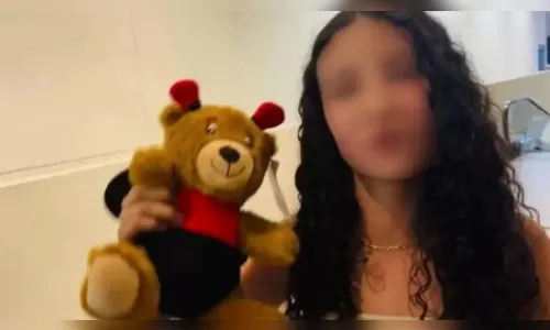 Menina de 14 anos morre após colocar silicone nos seios