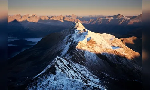 Nevasca deixa cerca de mil pessoas presas no Everest
