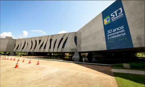 A reação da pessoa ao ver os policiais será suficiente para abordagem e busca.