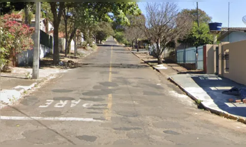 Menor é pego dirigindo Kadett cheio de avarias em Apucarana