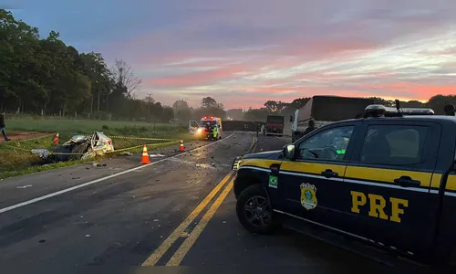 Colisão frontal deixa dois mortos na BR-373 no Paraná