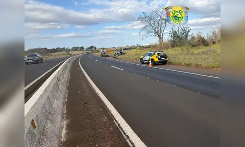 Carro com placas de Arapongas capota e polícia não encontra condutor