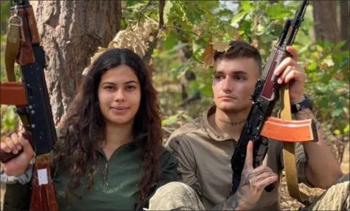 Adriane descobriu a gravidez enquanto servia na guerra.