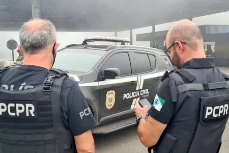 Após a prisão preventiva, o homem confessou o crime e levou os investigadores até o local onde os corpos estavam escondidos.