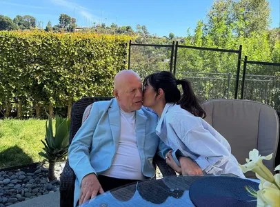 Bruce Willis e sua esposa, Emma Heming Willis