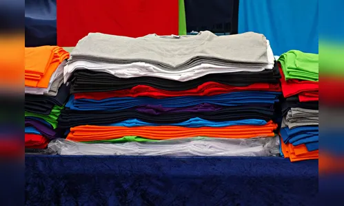 Empresa é invadida e tem 1 mil camisetas furtadas em Apucarana