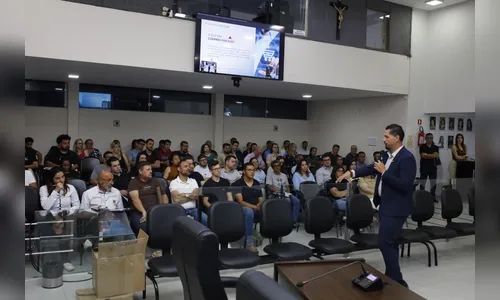 Grande participação marca curso sobre licitação promovido pela Câmara