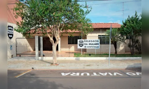 Médica chama a PM e casal é preso suspeito de maus-tratos contra bebê