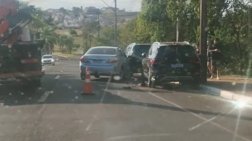 Corolla bateu em um Jeep Renegade e um VW Taos