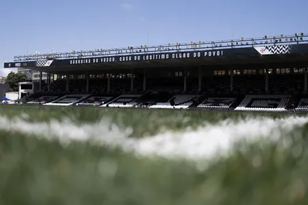 Estádio São Januário, no Rio de Janeiro, é o palco do confronto