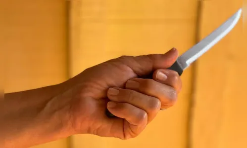 Homem é ferido com faca em Ivaiporã e busca atendimento em Faxinal