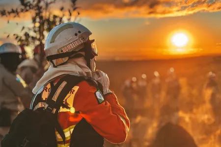 Incêndios floresta cai pela metade em agosto, mas setembro é um risco
