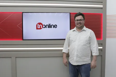 Lucas Leugi nos estúdios do TNOnline